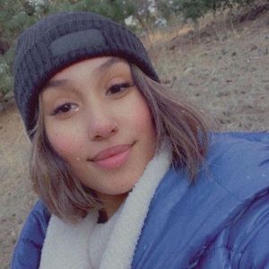 Meet your Posher, Ana